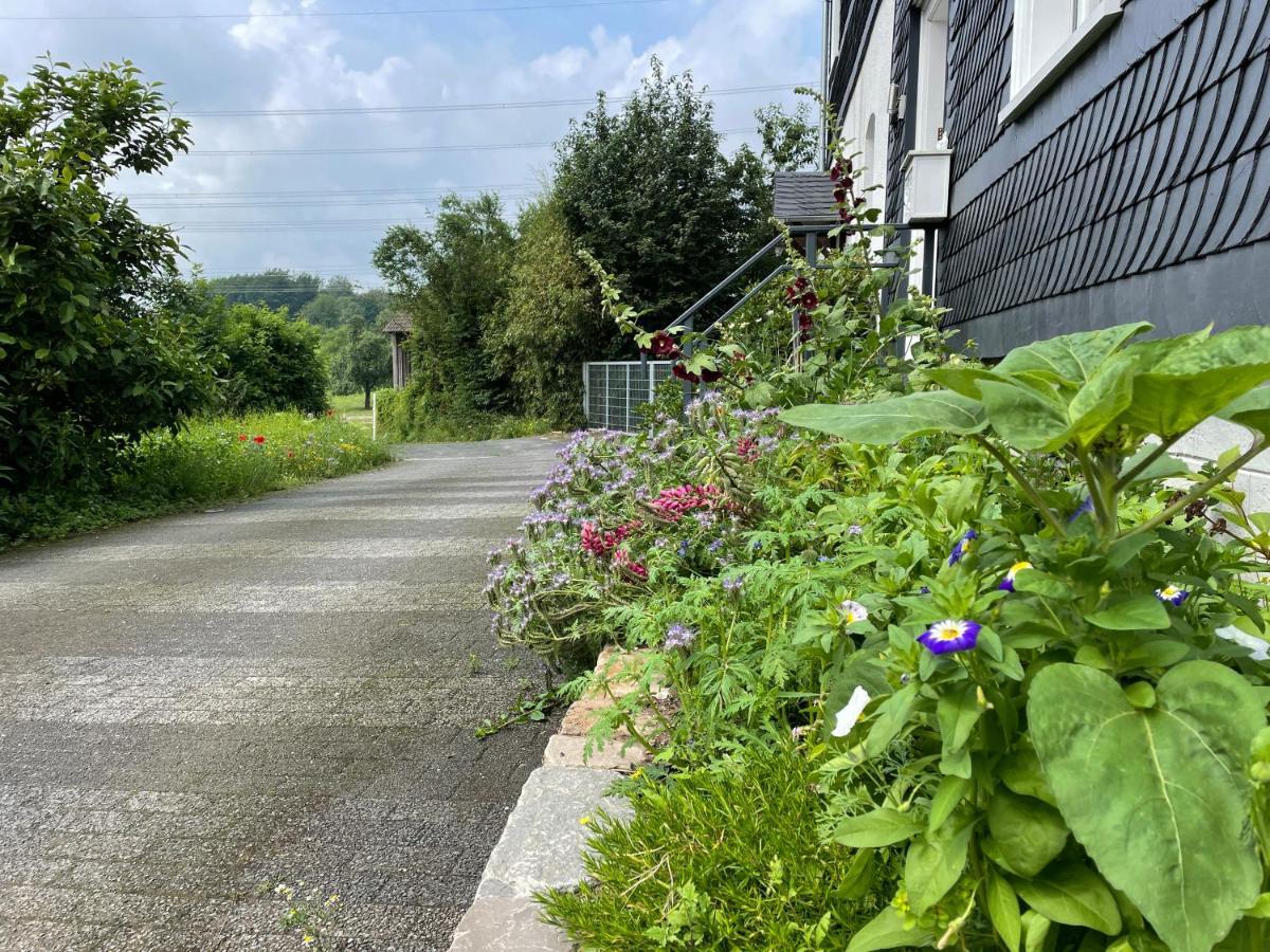 Molehill Shire Apartment Huckeswagen Exterior photo